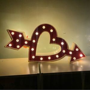 red arrow glitter heart sign led lights NWOT lights not included
